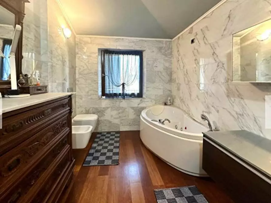 Immagine 40 di Casa indipendente in vendita  a Aulla