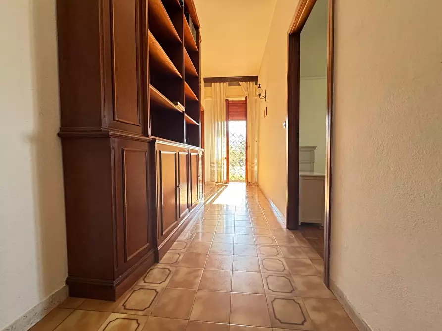 Immagine 8 di Casa indipendente in vendita  a Massa