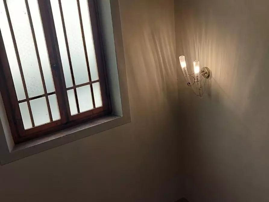 Immagine 20 di Appartamento in vendita  a Empoli