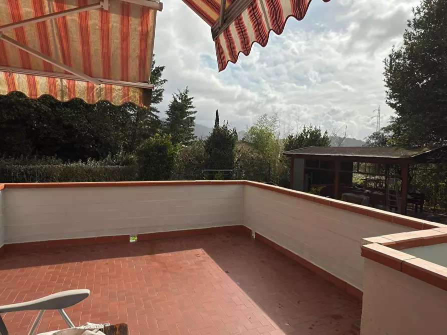 Immagine 11 di Casa bifamiliare in vendita  a Carrara