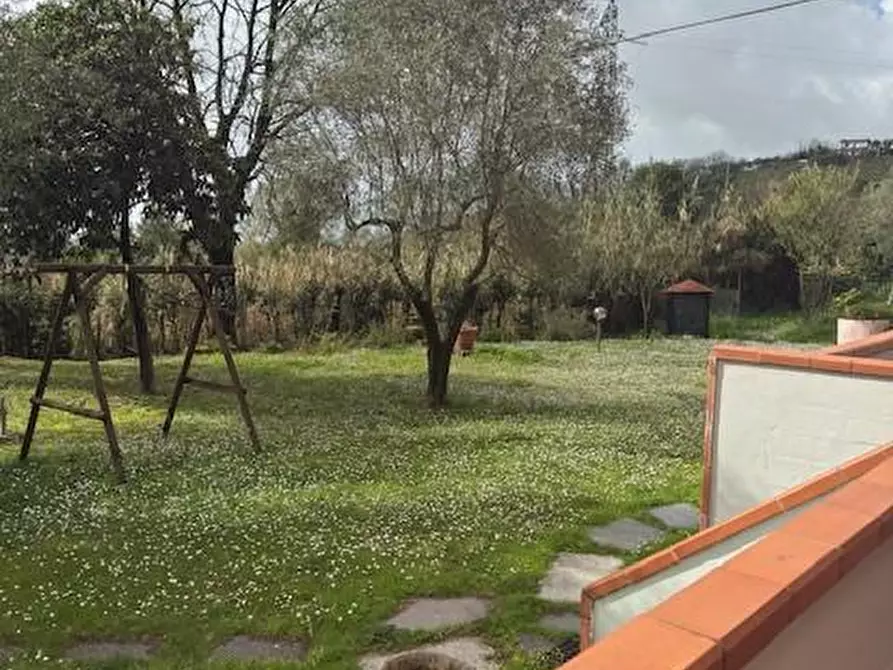 Immagine 20 di Casa bifamiliare in vendita  a Carrara