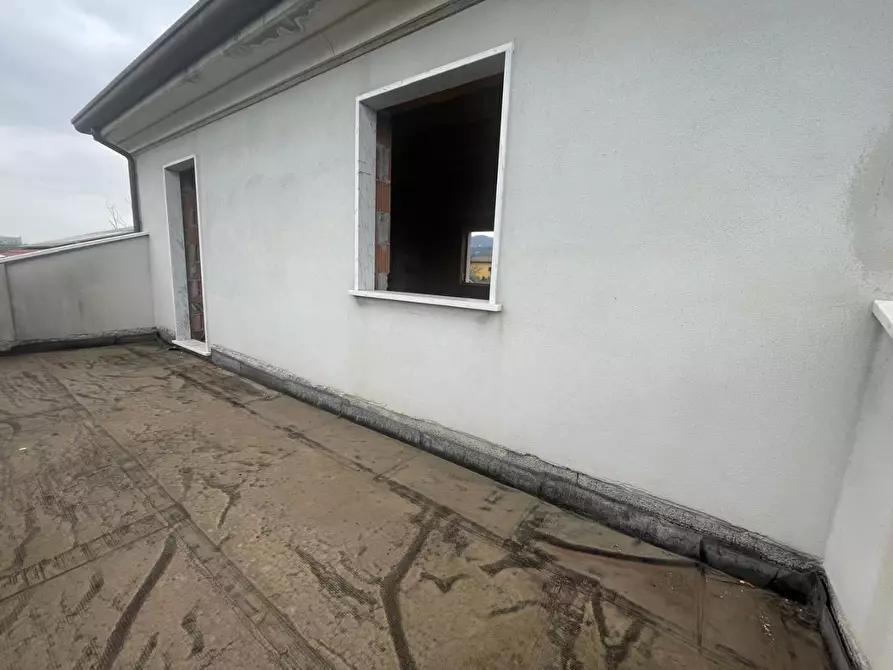 Immagine 19 di Villetta a schiera in vendita  a Ortonovo