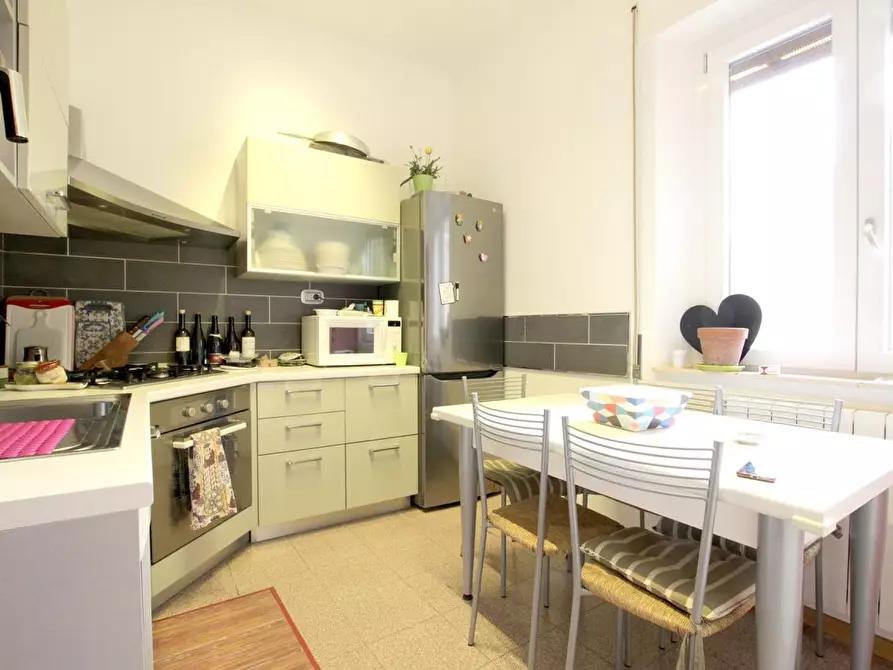 Immagine 5 di Appartamento in vendita  a Siena