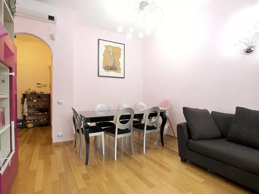 Immagine 3 di Appartamento in vendita  a Siena