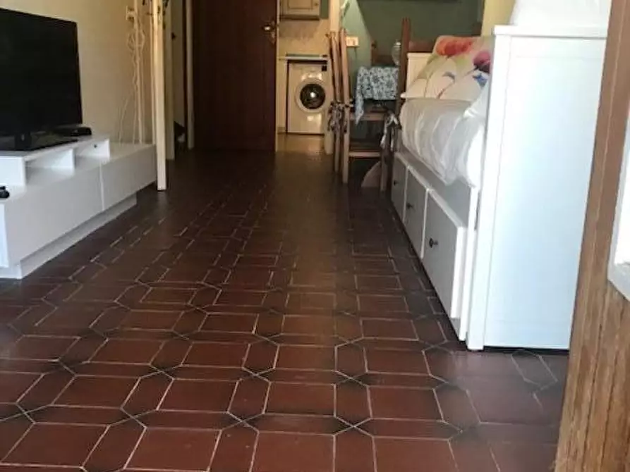 Immagine 9 di Appartamento in affitto  a Camaiore