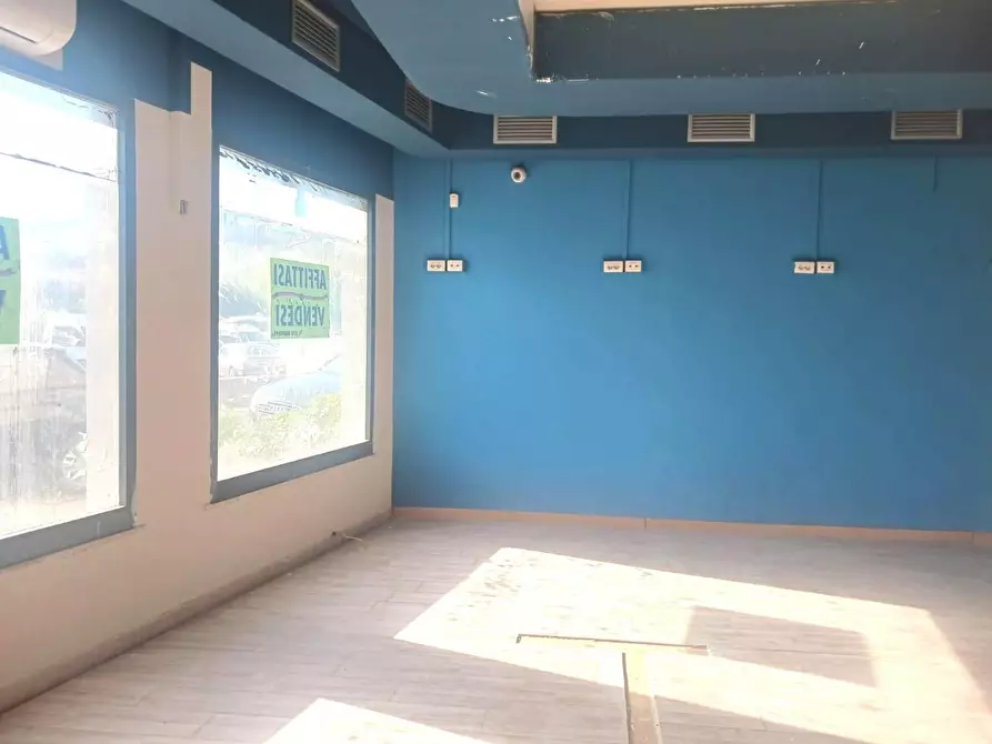 Immagine 8 di Locale commerciale in vendita  a Vicopisano