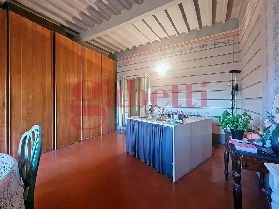 Immagine 11 di Appartamento in vendita  a Pisa