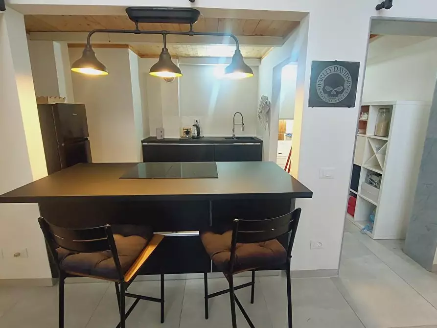 Immagine 31 di Ufficio in vendita  a Carrara