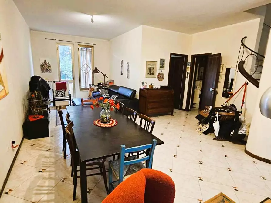 Immagine 6 di Villetta a schiera in vendita  a Massa