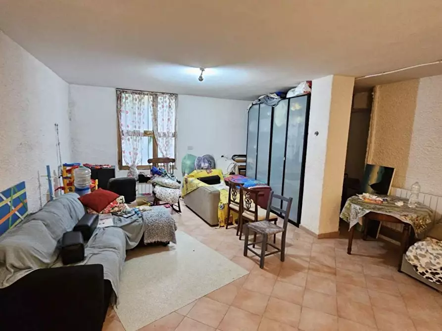 Immagine 22 di Villetta a schiera in vendita  a Massa