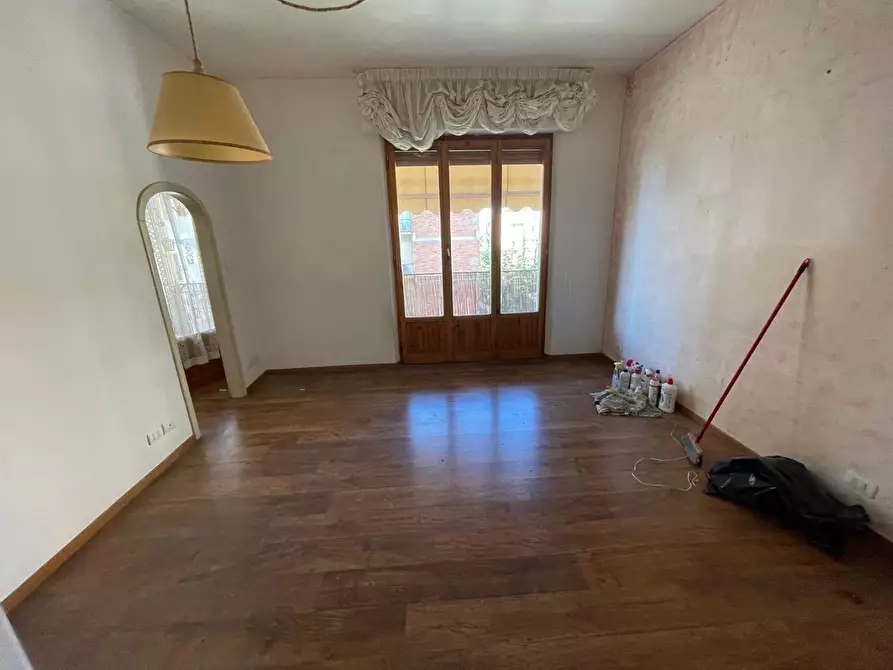 Immagine 1 di Appartamento in vendita  a Siena