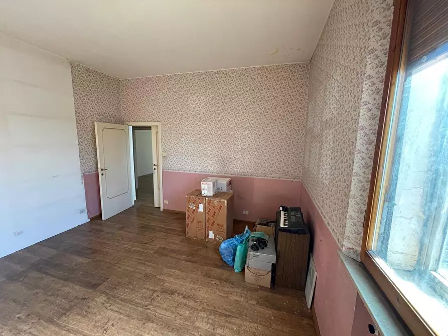 Immagine 30 di Appartamento in vendita  a Siena