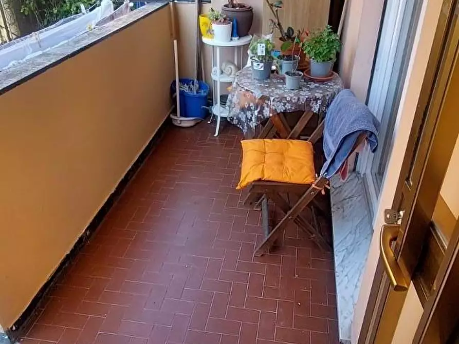 Immagine 3 di Appartamento in vendita  a Carrara