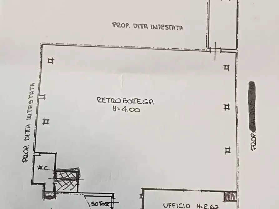 Immagine 1 di Locale commerciale in vendita  a Vinci