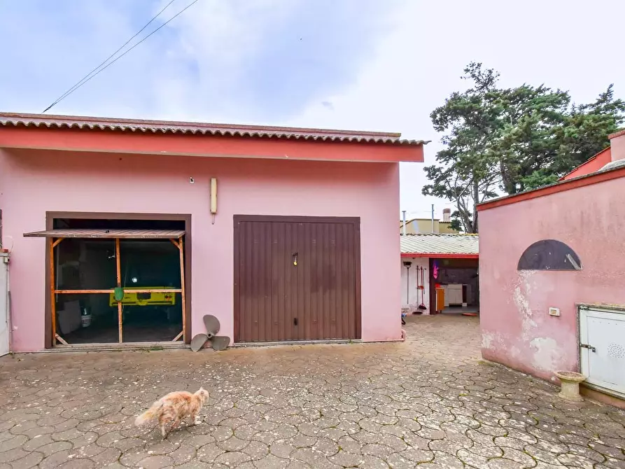 Immagine 35 di Villa in vendita  a Porto Cesareo