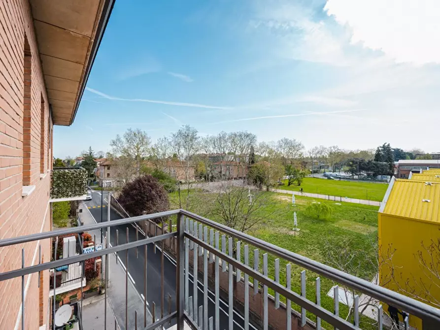 Immagine 6 di Appartamento in vendita  a Reggio Nell'emilia