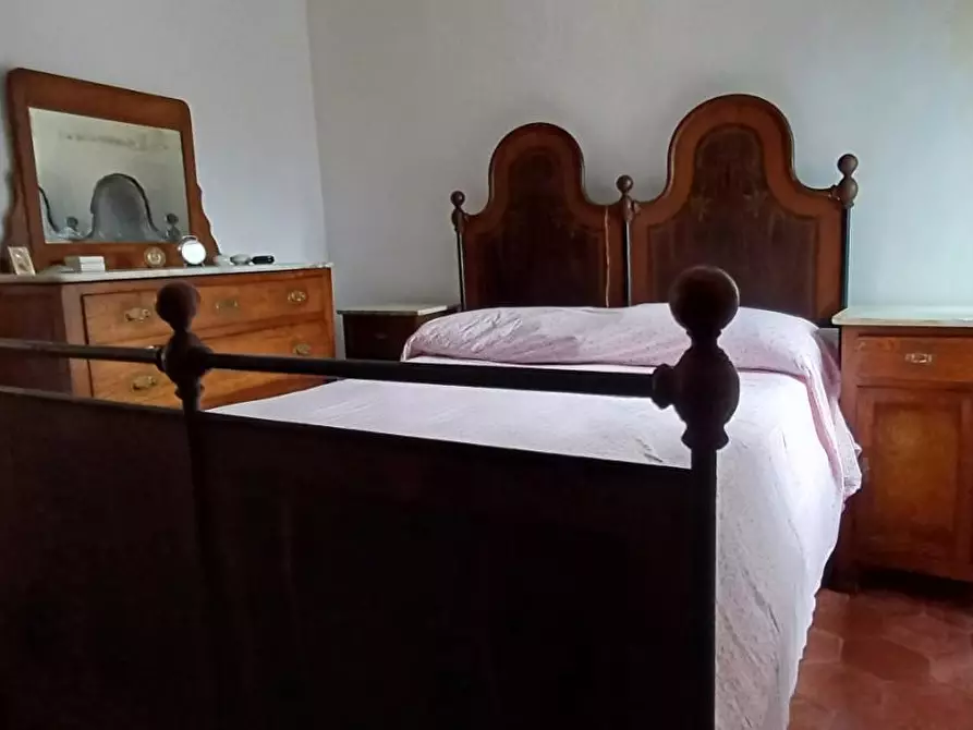 Immagine 14 di Villetta a schiera in vendita  a Massa