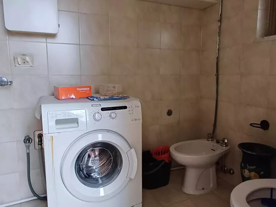 Immagine 15 di Villetta a schiera in vendita  a Massa