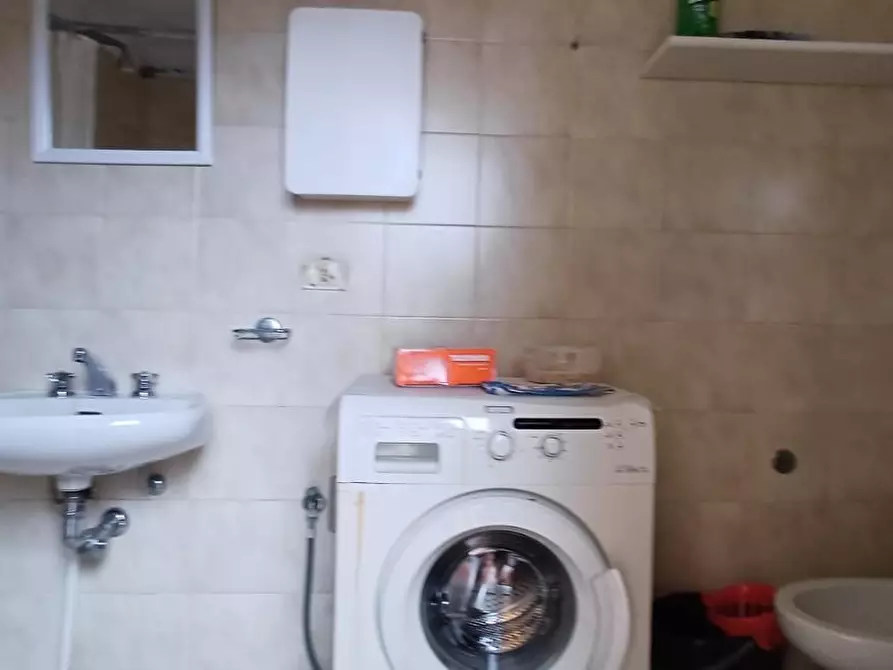 Immagine 16 di Villetta a schiera in vendita  a Massa