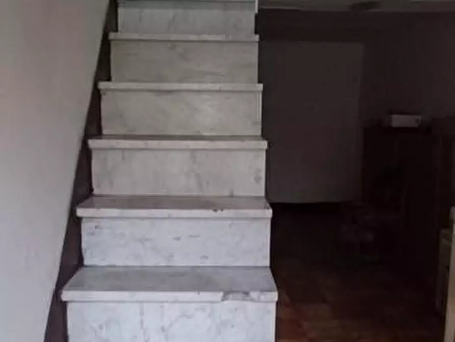 Immagine 10 di Casa semindipendente in vendita  a Carrara