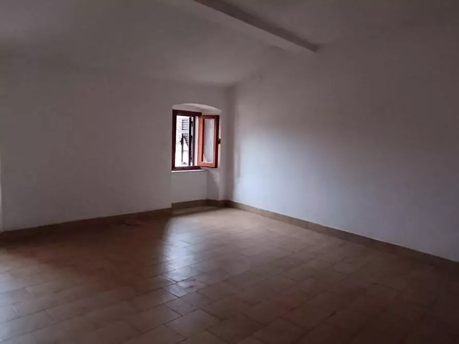 Immagine 6 di Casa semindipendente in vendita  a Carrara