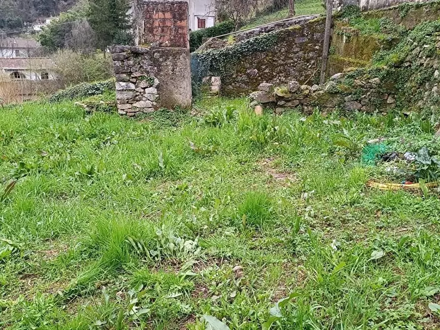 Immagine 1 di Casa semindipendente in vendita  a Carrara