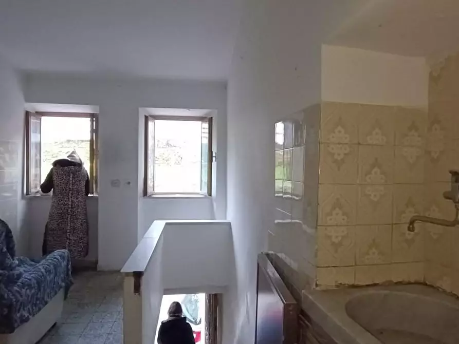 Immagine 13 di Casa semindipendente in vendita  a Carrara