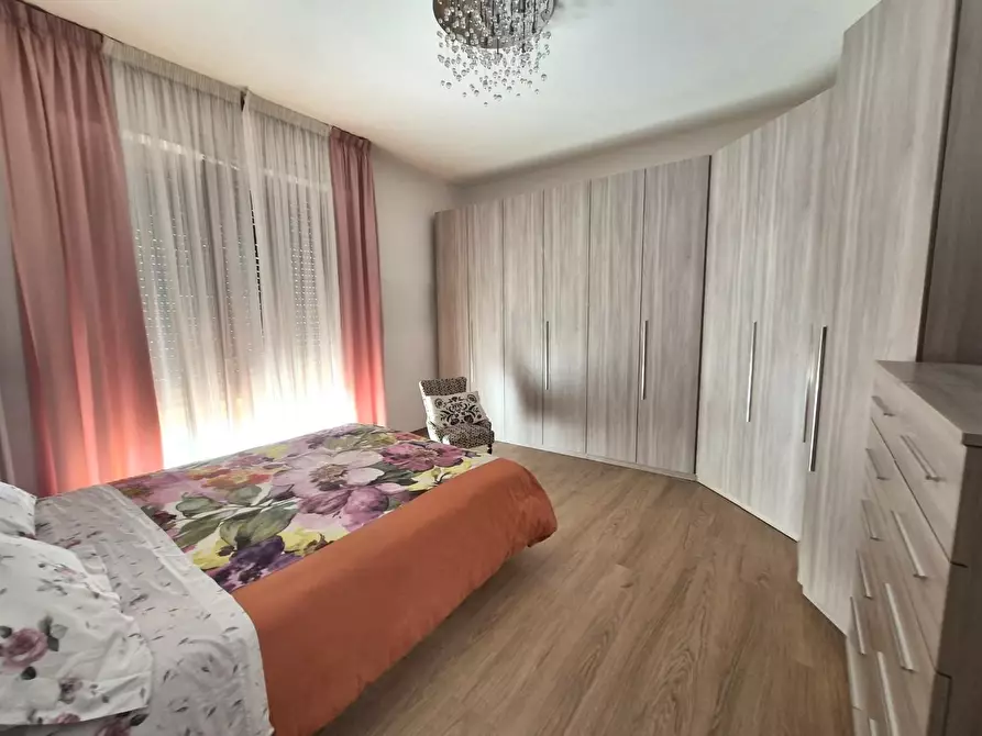 Immagine 8 di Appartamento in vendita  a Santa Croce Sull'arno