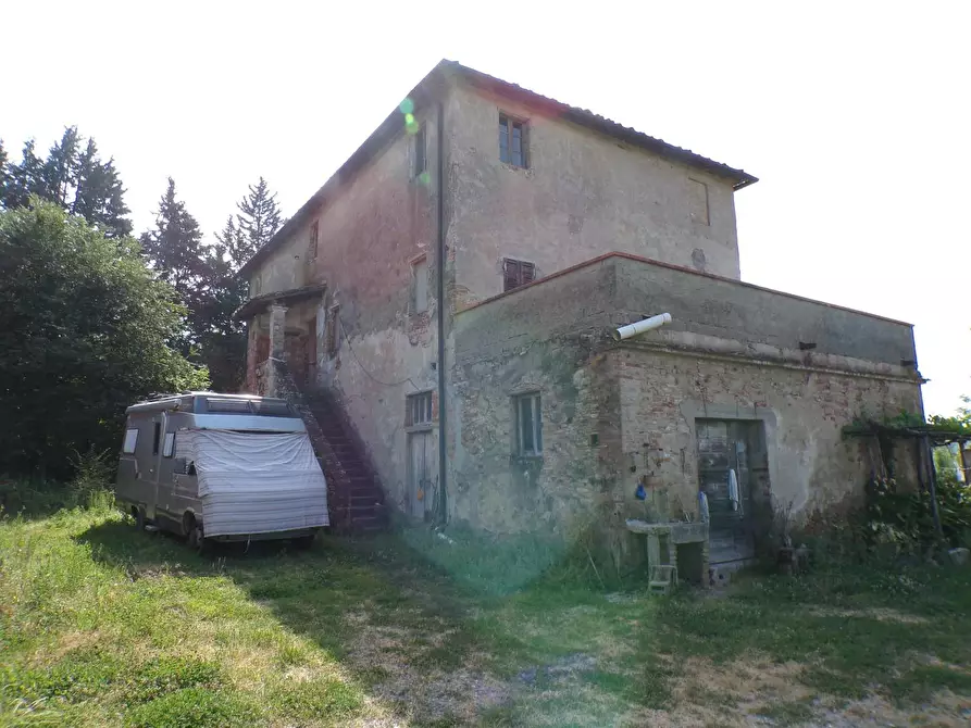 Immagine 43 di Casa colonica in vendita  a Palaia