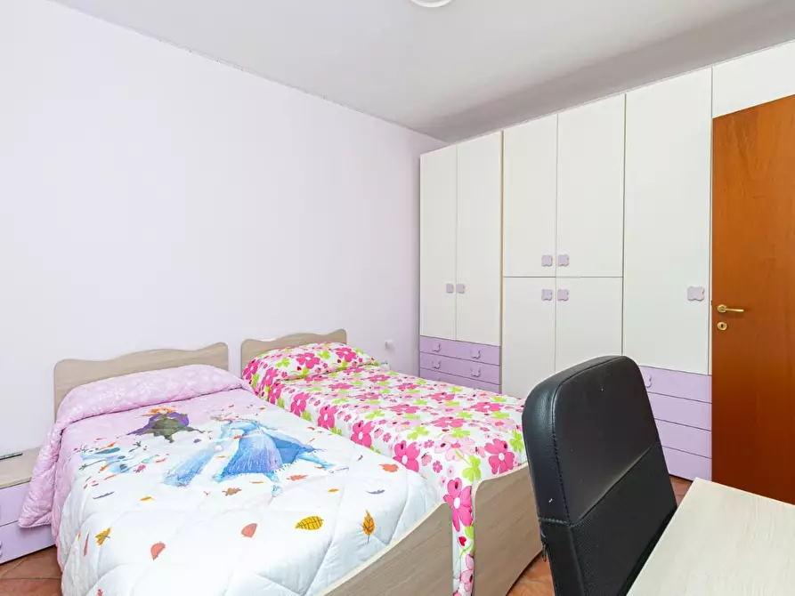 Immagine 22 di Appartamento in vendita  a Pontedera