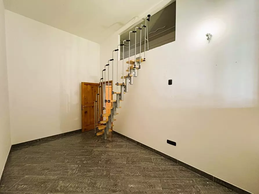 Immagine 19 di Appartamento in vendita  a Empoli