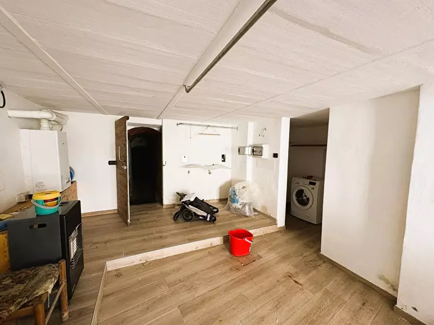 Immagine 25 di Appartamento in vendita  a Empoli