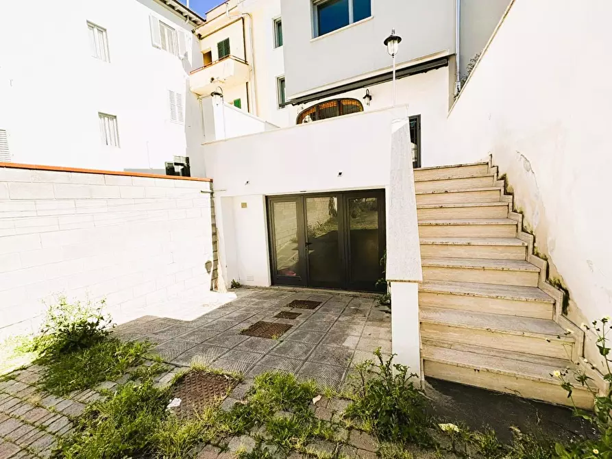 Immagine 10 di Appartamento in vendita  a Empoli