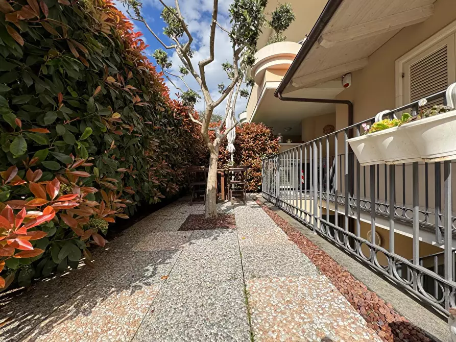 Immagine 15 di Appartamento in vendita  a Empoli