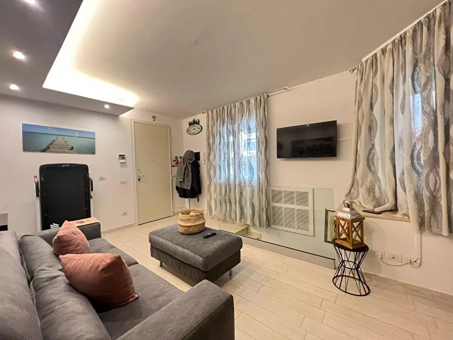 Immagine 24 di Appartamento in vendita  a Empoli