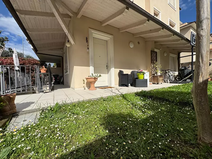 Immagine 16 di Appartamento in vendita  a Empoli