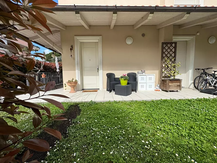 Immagine 12 di Appartamento in vendita  a Empoli