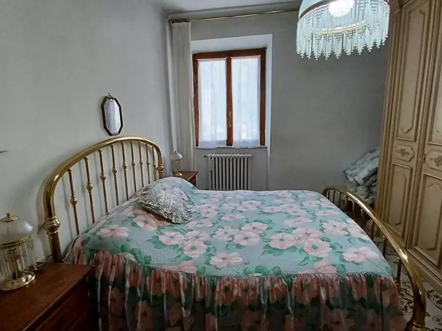 Immagine 19 di Appartamento in vendita  a Colle Di Val D'elsa