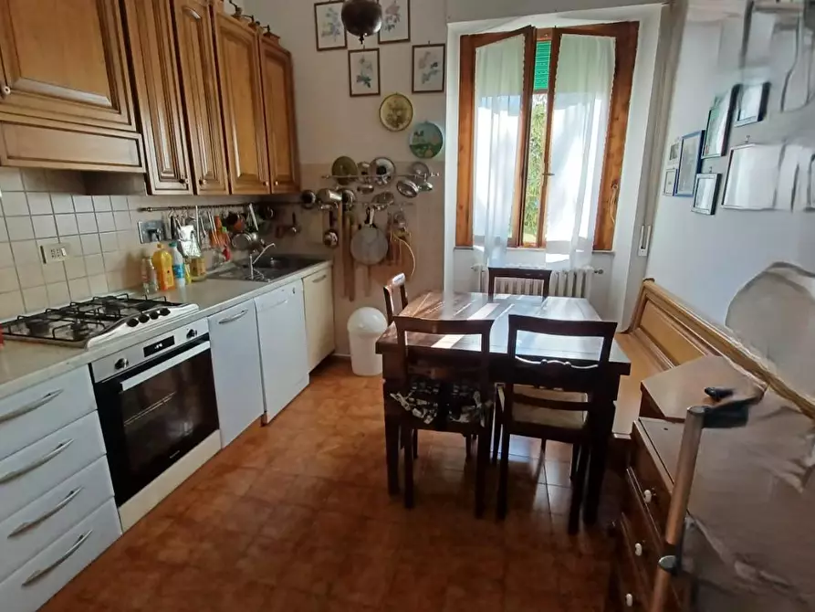 Immagine 3 di Appartamento in vendita  a Colle Di Val D'elsa