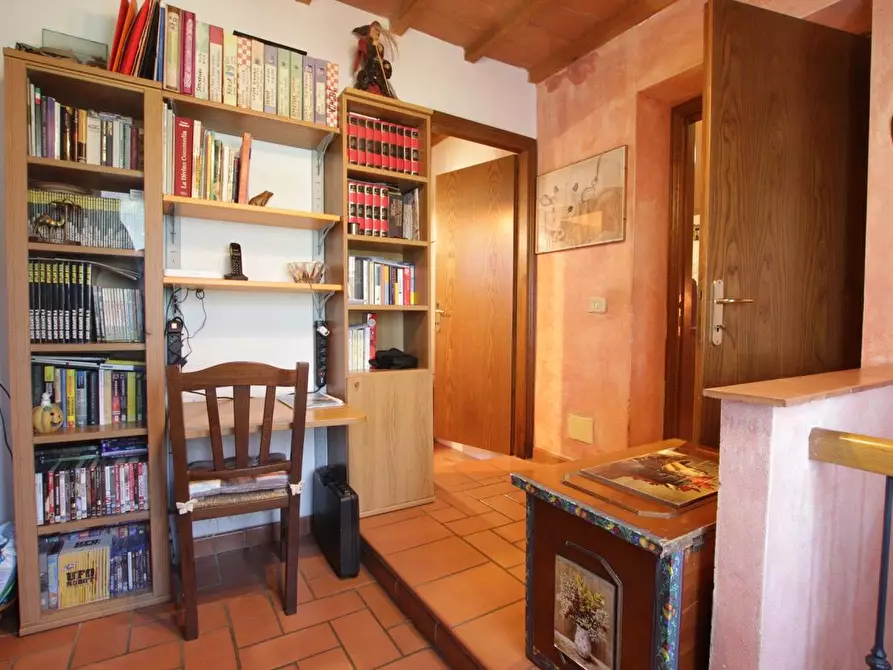 Immagine 20 di Appartamento in vendita  a Montepulciano