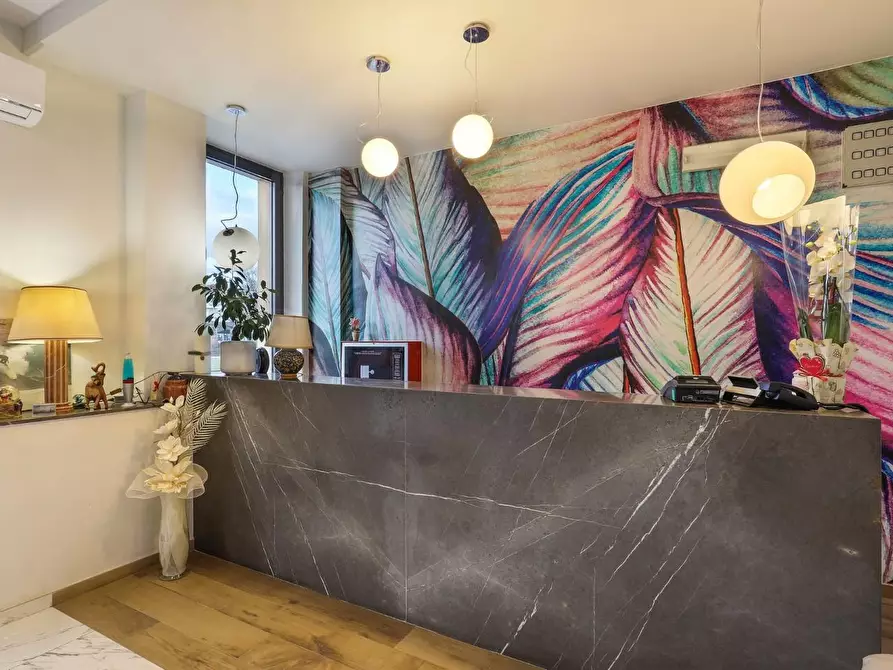 Immagine 1 di Albergo/B&B/Residence in vendita  a Camaiore