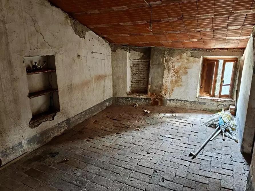 Immagine 28 di Villa in vendita  a Camaiore