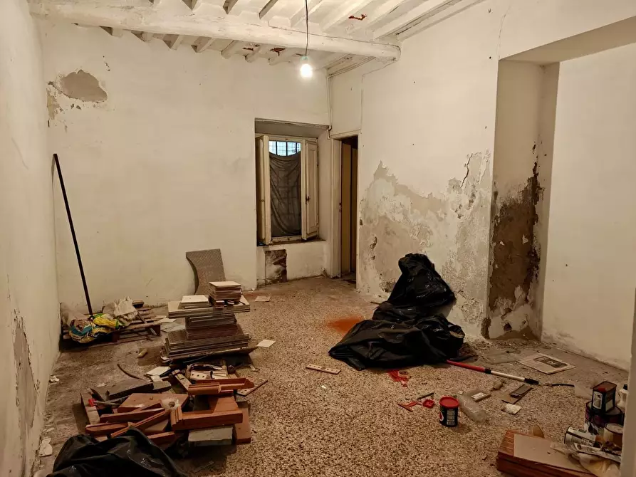 Immagine 23 di Villa in vendita  a Camaiore