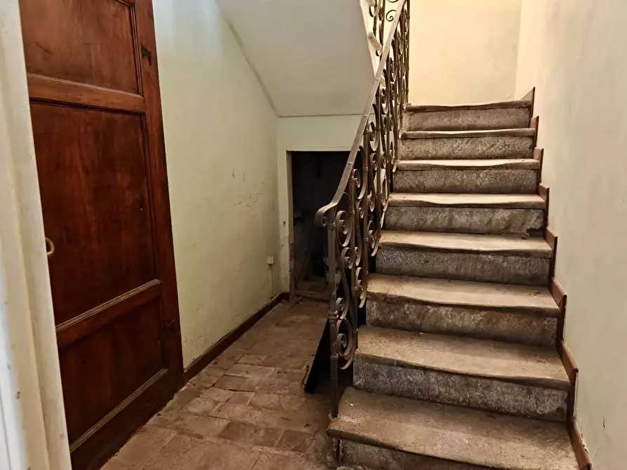 Immagine 10 di Villa in vendita  a Camaiore