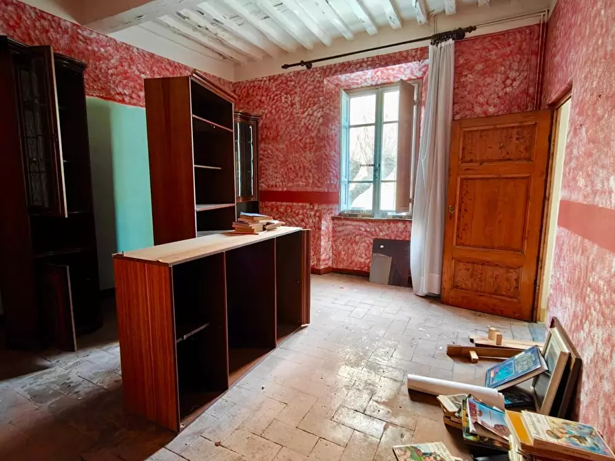 Immagine 16 di Villa in vendita  a Camaiore