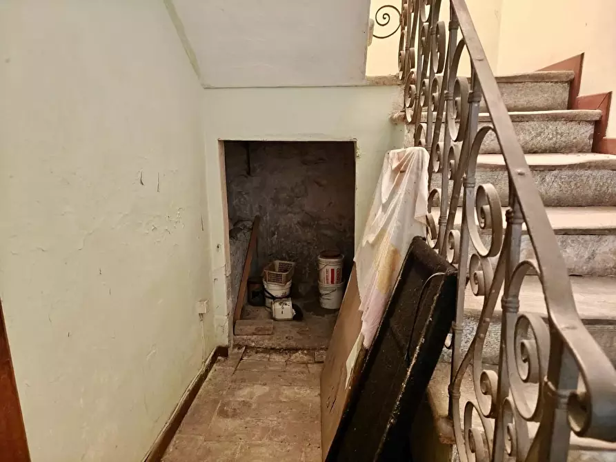 Immagine 13 di Villa in vendita  a Camaiore