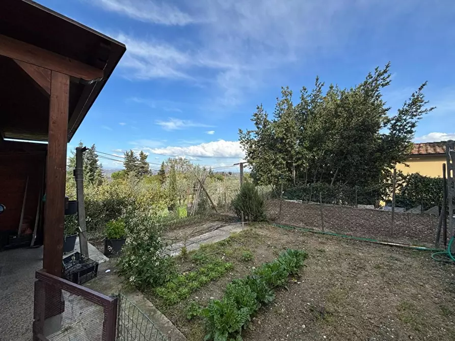 Immagine 2 di Appartamento in vendita  a Terricciola