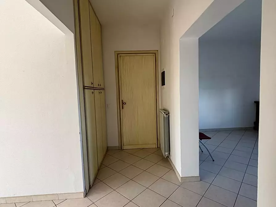 Immagine 11 di Appartamento in vendita  a Terricciola