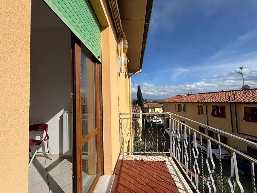 Immagine 15 di Appartamento in vendita  a Terricciola