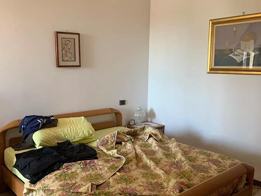 Immagine 7 di Appartamento in vendita  a Ortonovo